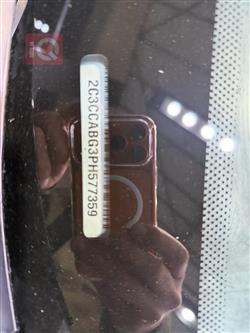 کرایسلەر 300